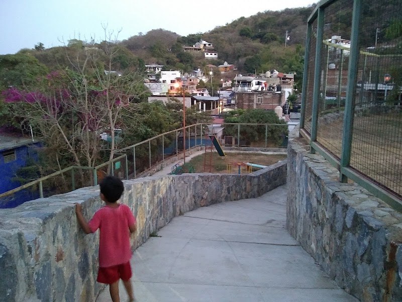 Parque Del Infonavit La Noria