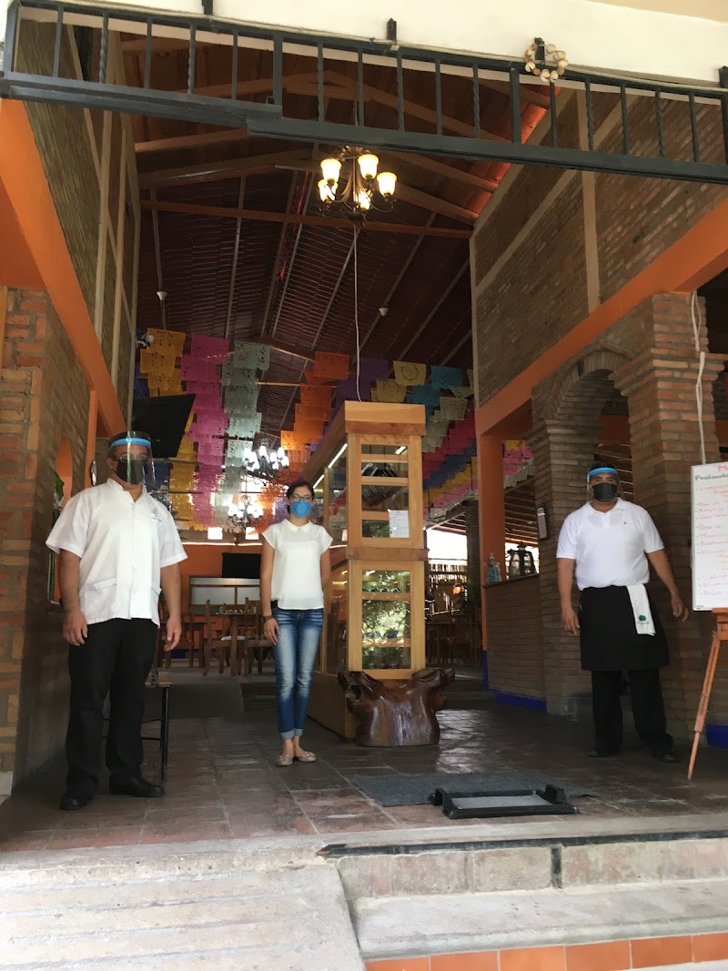 El Huamuchil Restaurante Parrilla