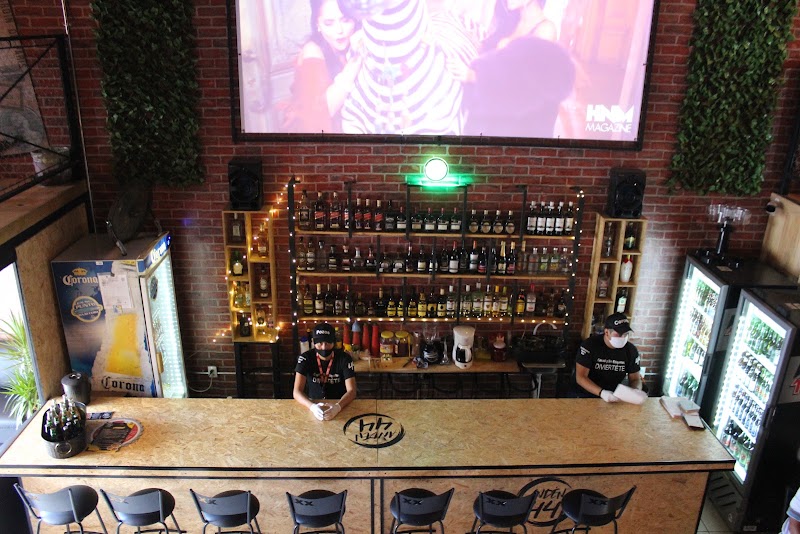 ANDÉN 44 RESTAURANTE SPORT BAR