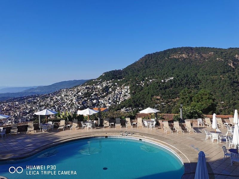 Montetaxco Hotel & Resort