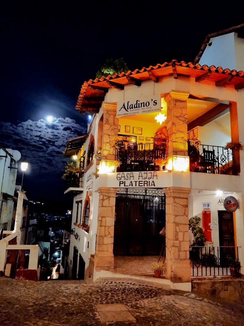 Aladino's​ Restaurante Bar Pizza