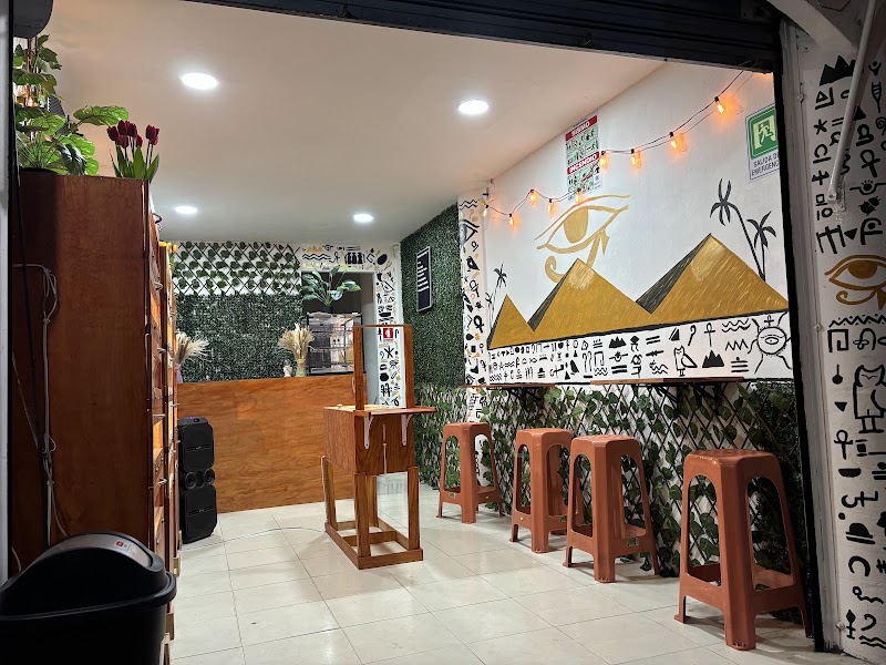 Repostería y Fuente de Sodas Horus