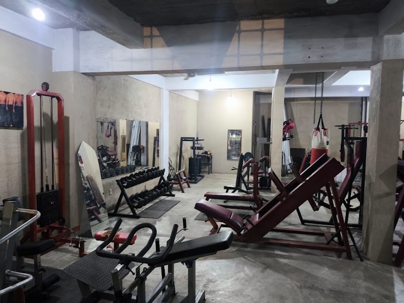 CLANDESTINO GYM