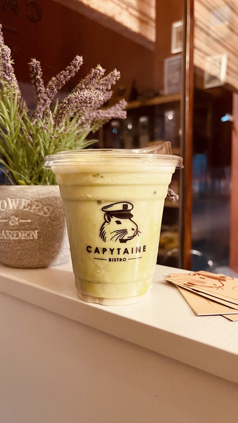 Capytaine Bistro