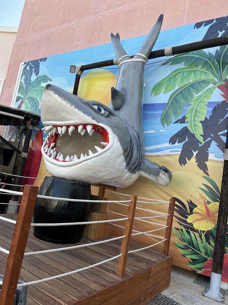 La Isla Shopping Village