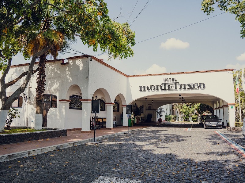 Montetaxco Hotel & Resort