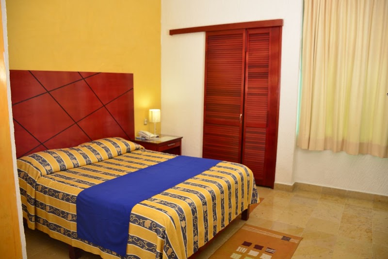 Hotel Paradise Inn
