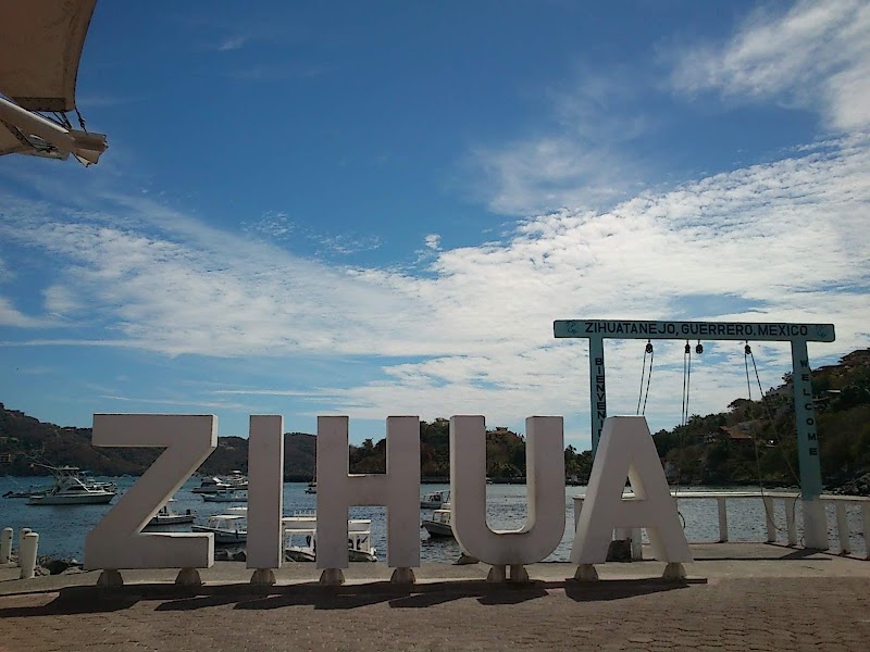 Muelle de Zihuatanejo