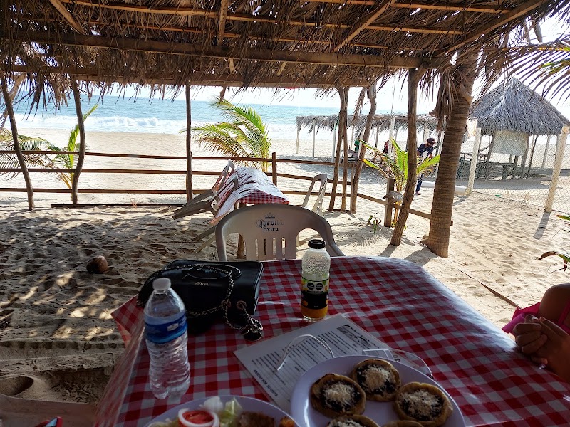 Restaurante 2 Vistas. TORTUGARIO