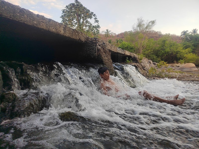 Río, Coyuca de Benítez