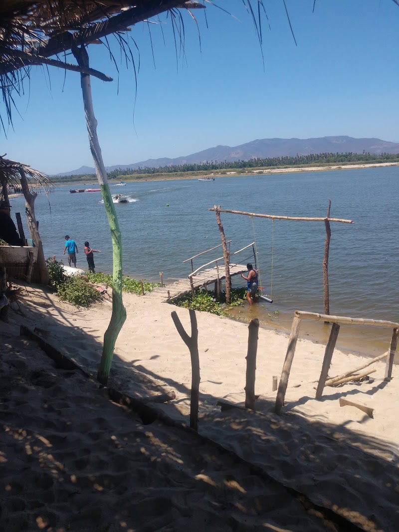 Playa Barra de Coyuca