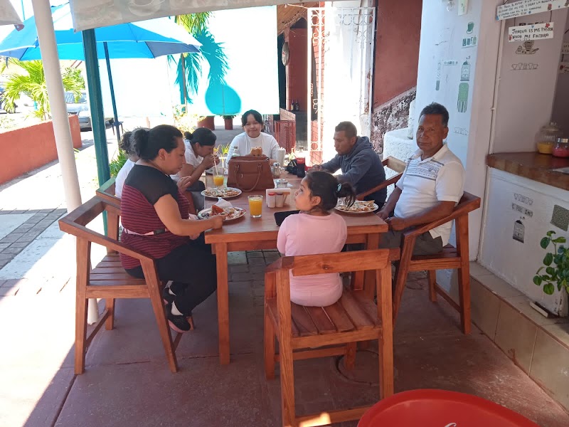 Monte Sinaí Loncheria y Cafetería