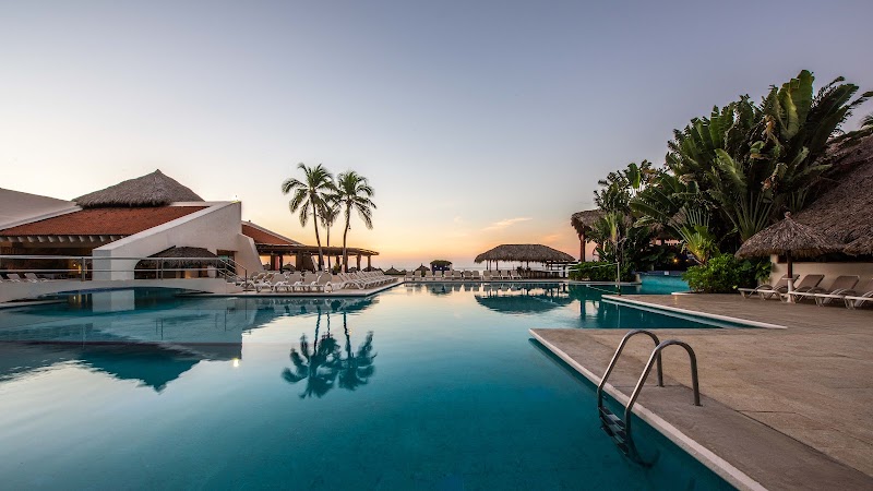 Park Royal Beach Ixtapa