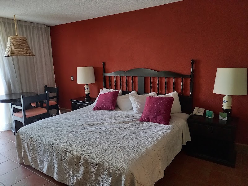 Montetaxco Hotel & Resort