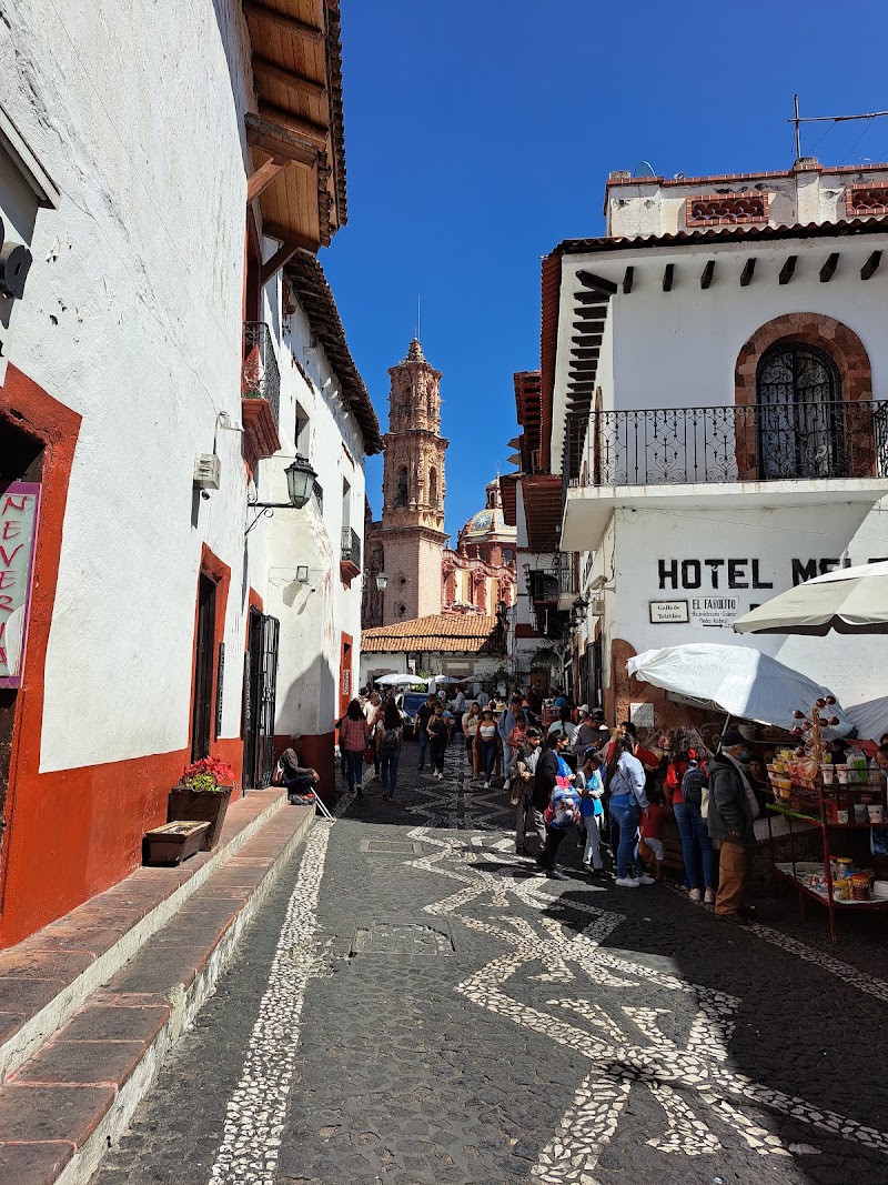 El Quijote Snack Bar