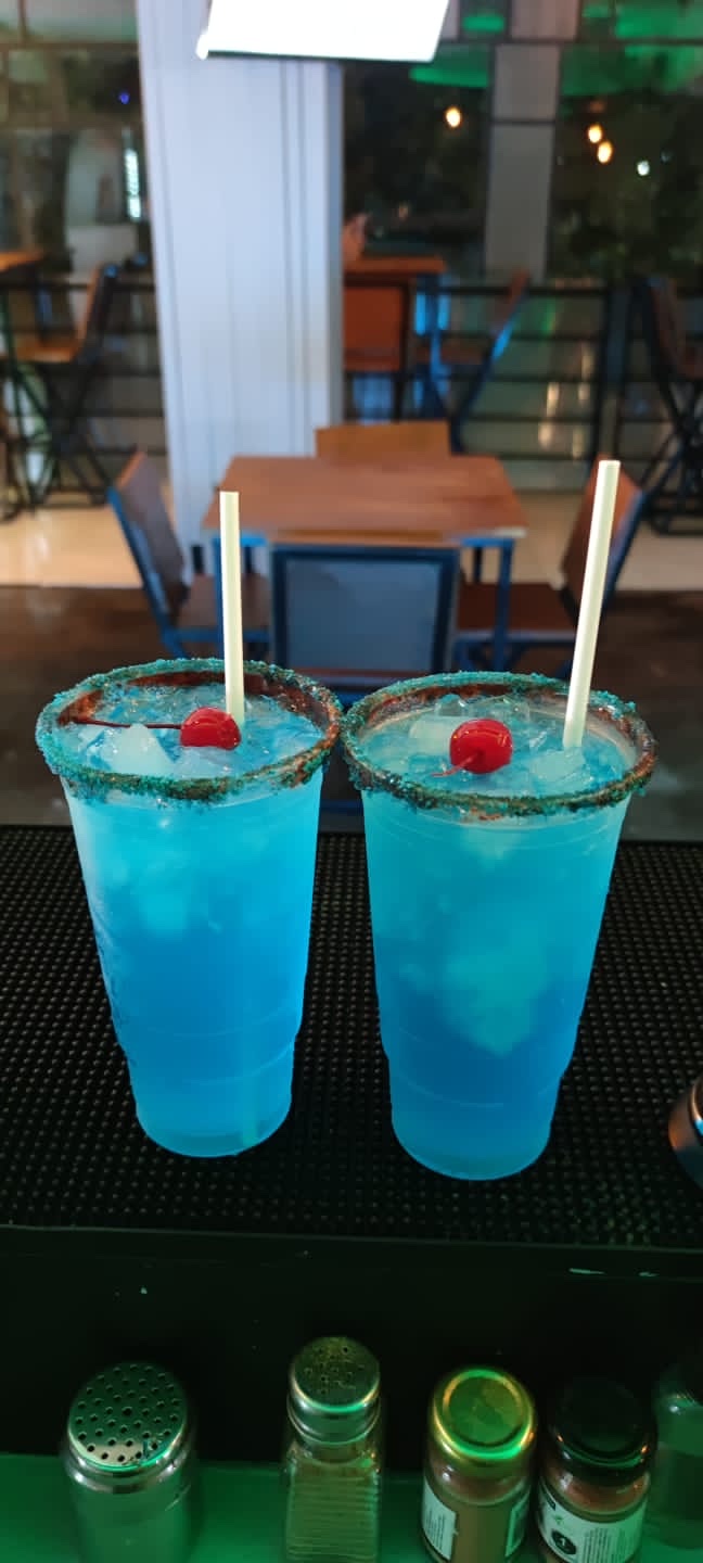 Dash Restaurant & Bar