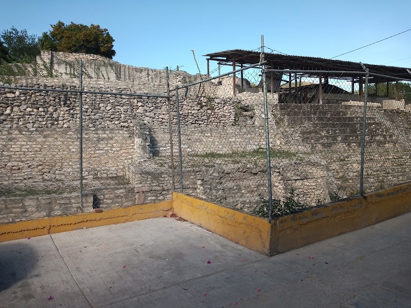 Zona arqueológica "Pezuapan"