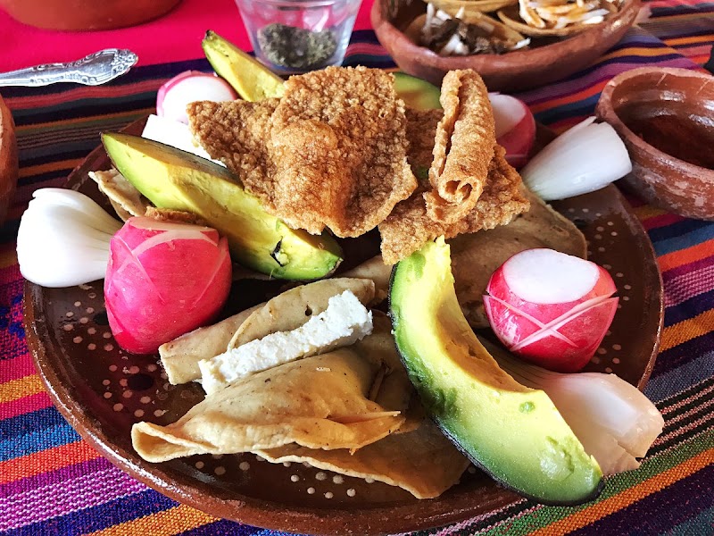 El Pedregal Restaurante & Bar