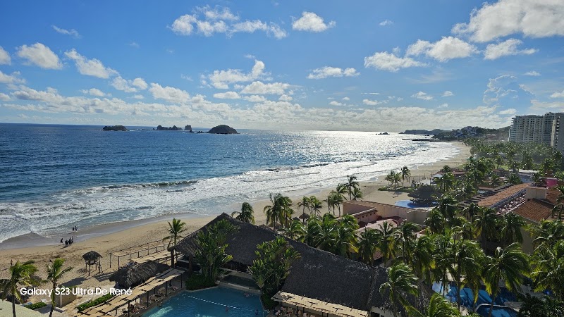Park Royal Beach Ixtapa