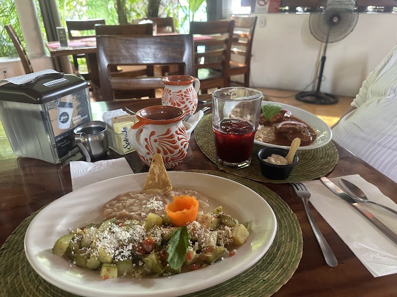 Carmelitas Café
